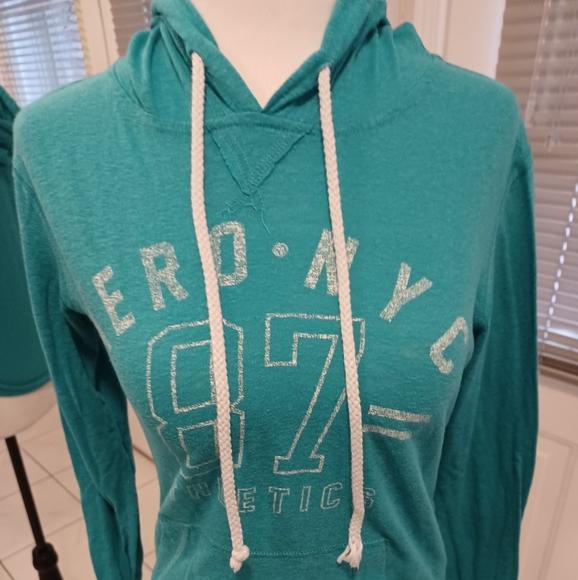 4/$40 Hooded Long Sleeve Tee - Size Small - Picture 4 of 7